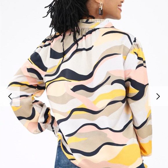 THML Multicolor Wave Pattern Blouse - Picture 6 of 9